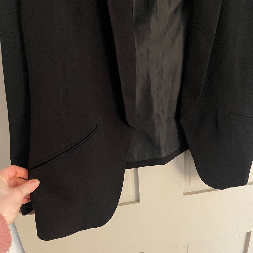 H&M Black Blazer with Notched Lapel and Relaxed Fit Work Girlboss Edgy Classy - Picture 7 of 12